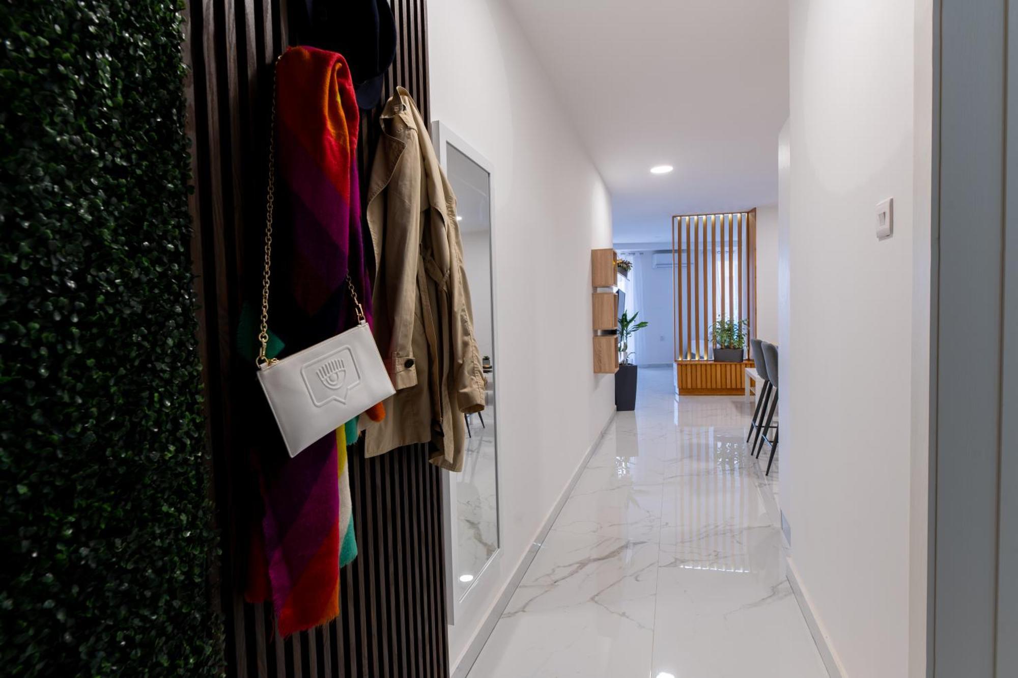 Apartment The Se7en10